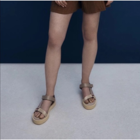 ZARA Satin Sandals - Picture 2 of 4